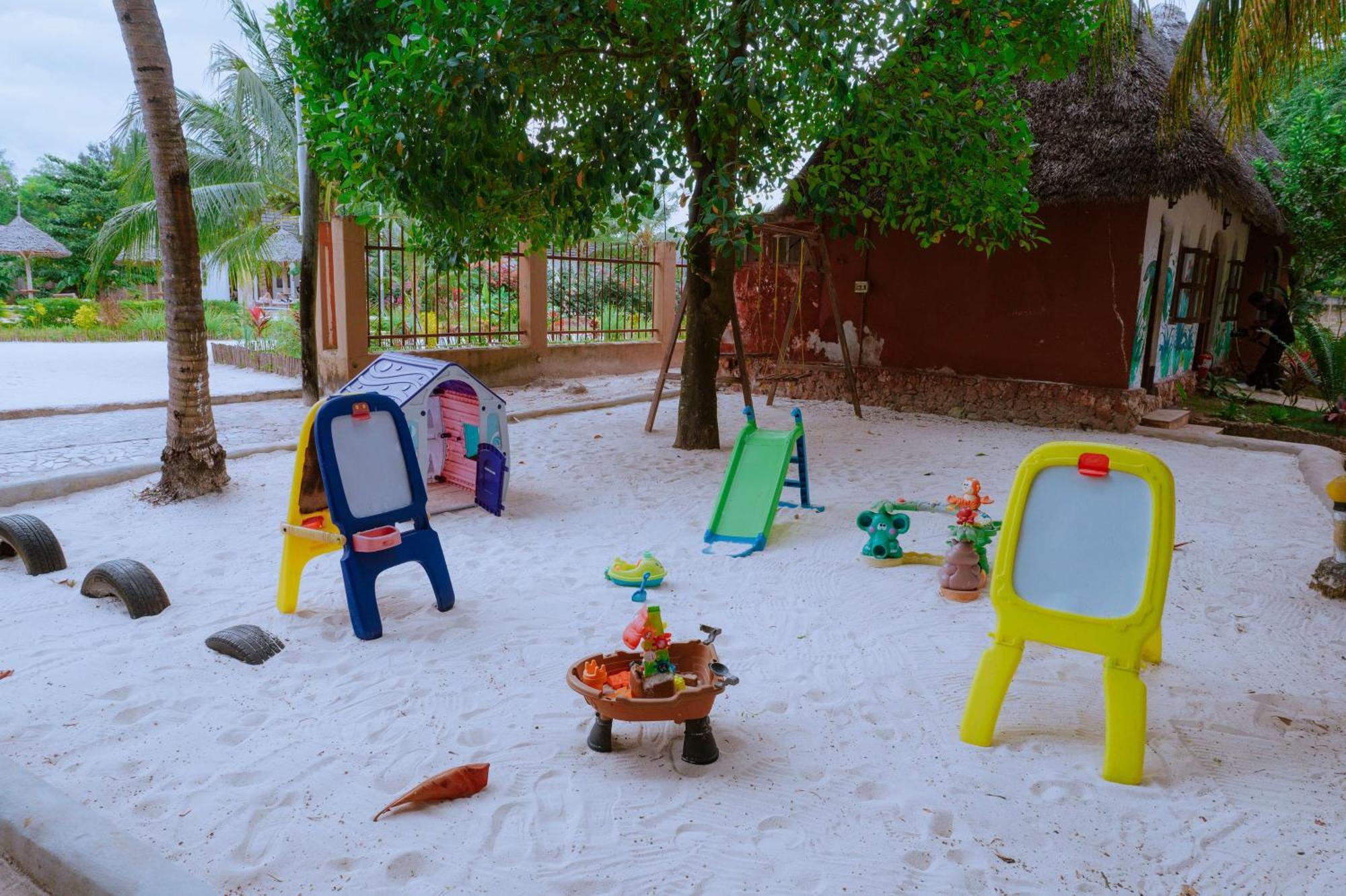 Mambo Ocean Resort Pwani Mchangani Dış mekan fotoğraf