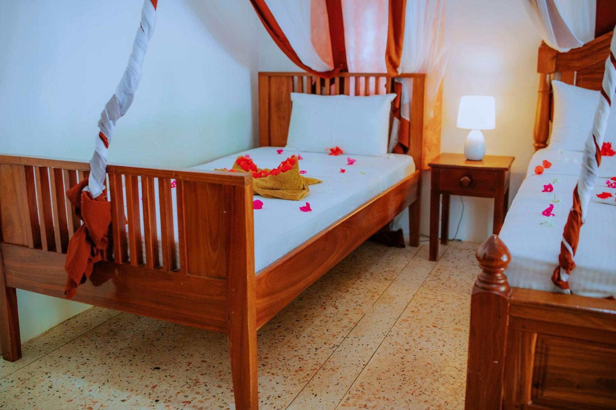 Mambo Ocean Resort Pwani Mchangani Dış mekan fotoğraf