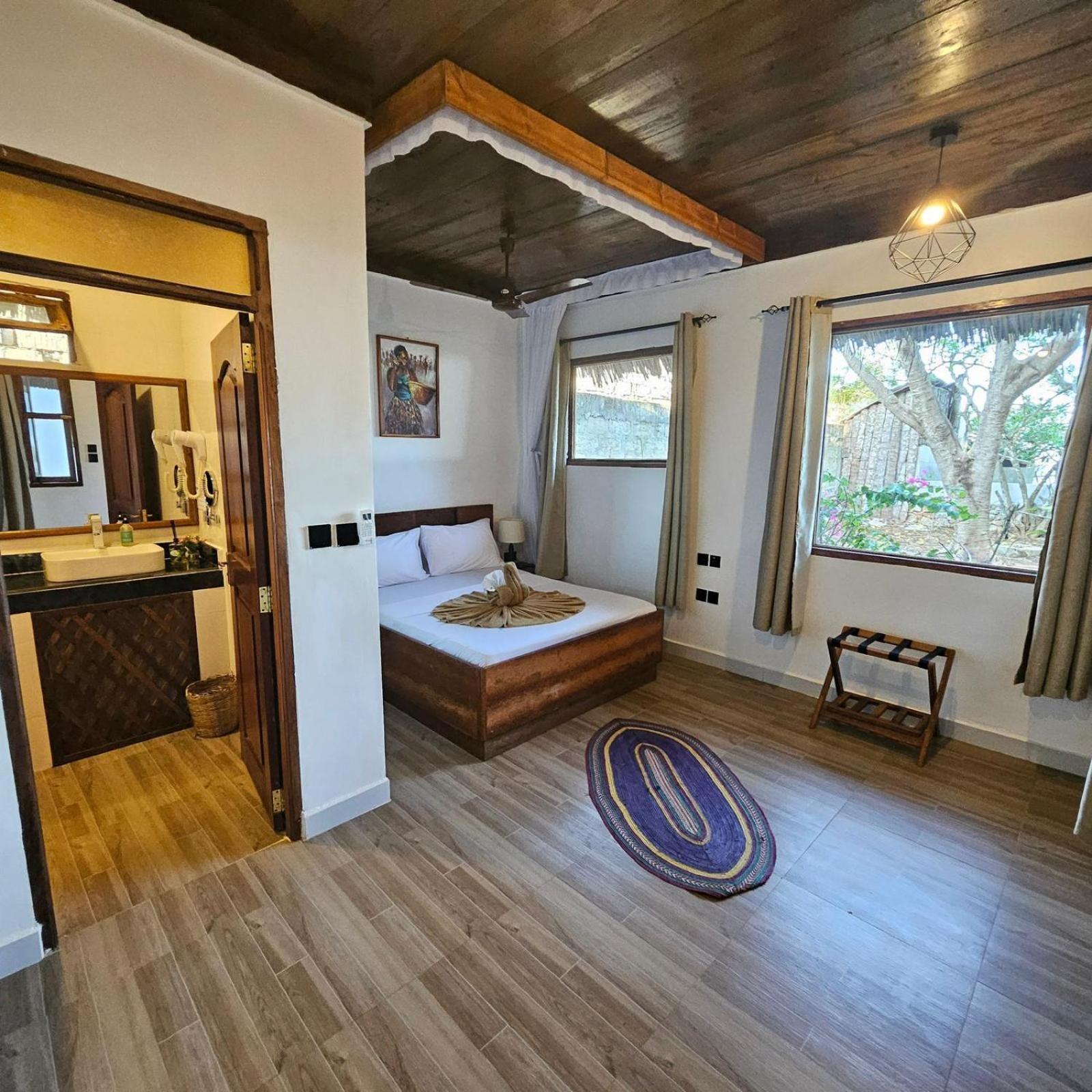 Mambo Ocean Resort Pwani Mchangani Dış mekan fotoğraf