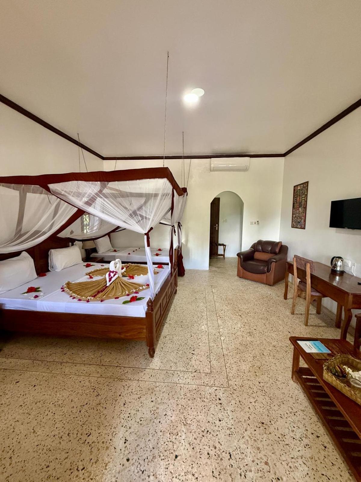 Mambo Ocean Resort Pwani Mchangani Dış mekan fotoğraf